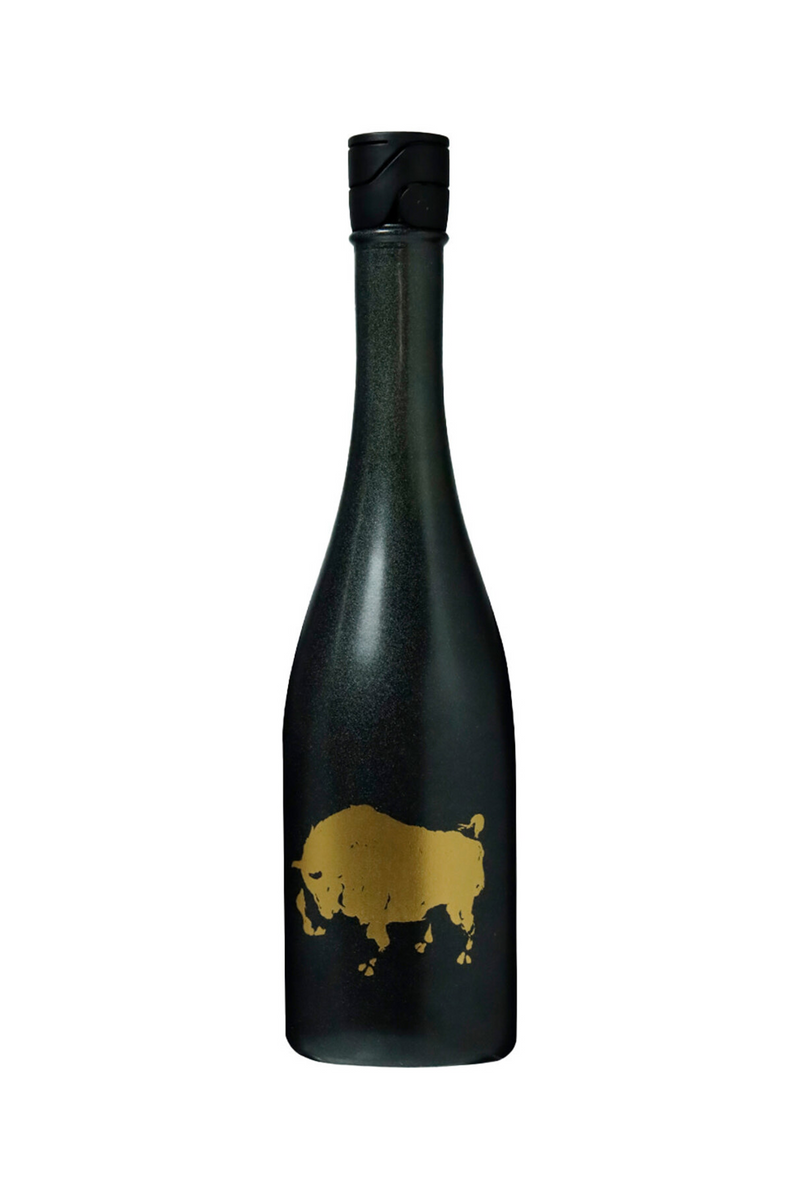 Kuroushi Hiougi Junmai Daiginjo "Black Bull Gold Label"